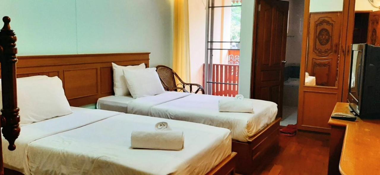 Your House 3 Guest House Chiang Mai Buitenkant foto