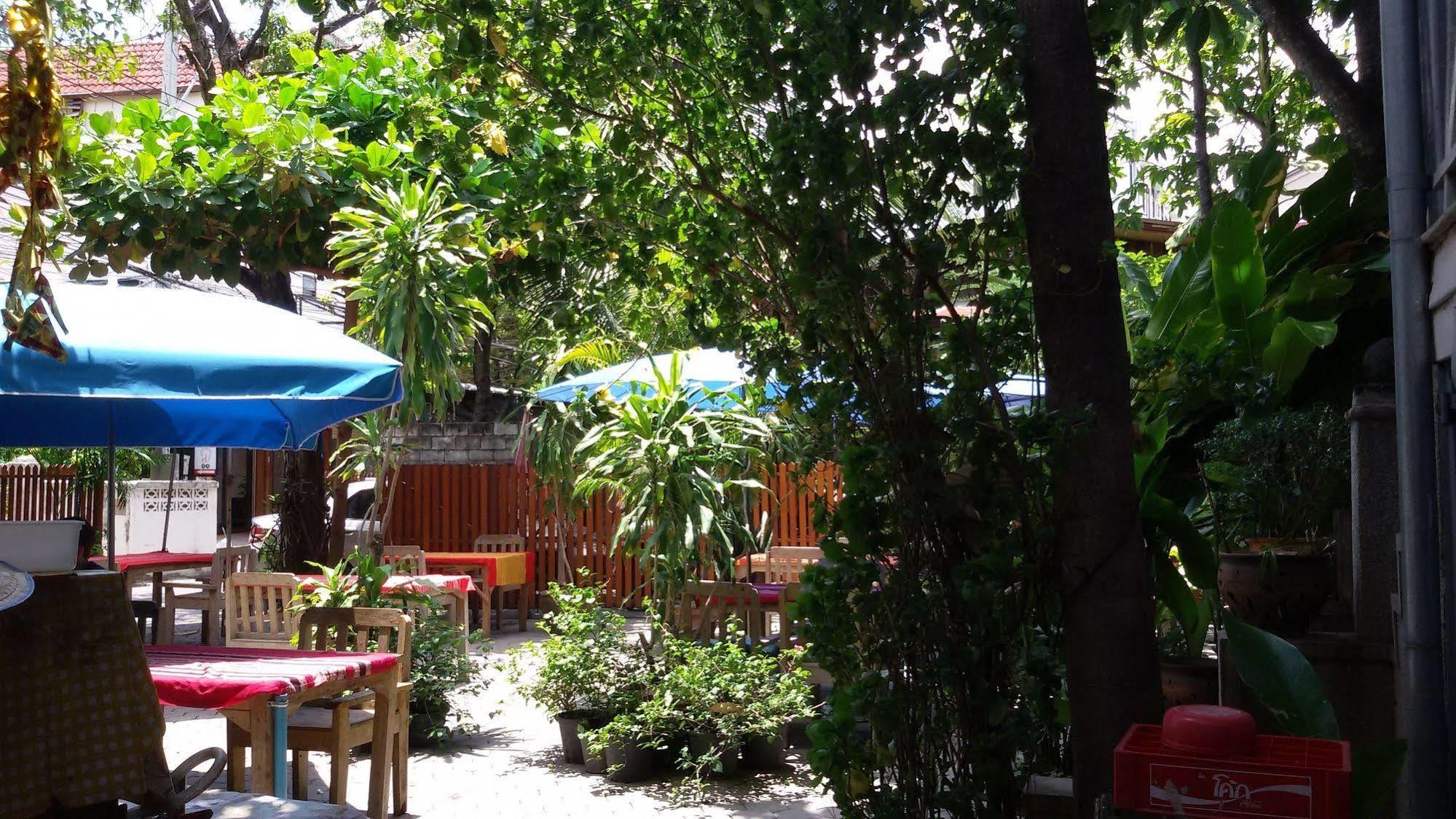 Your House 3 Guest House Chiang Mai Buitenkant foto
